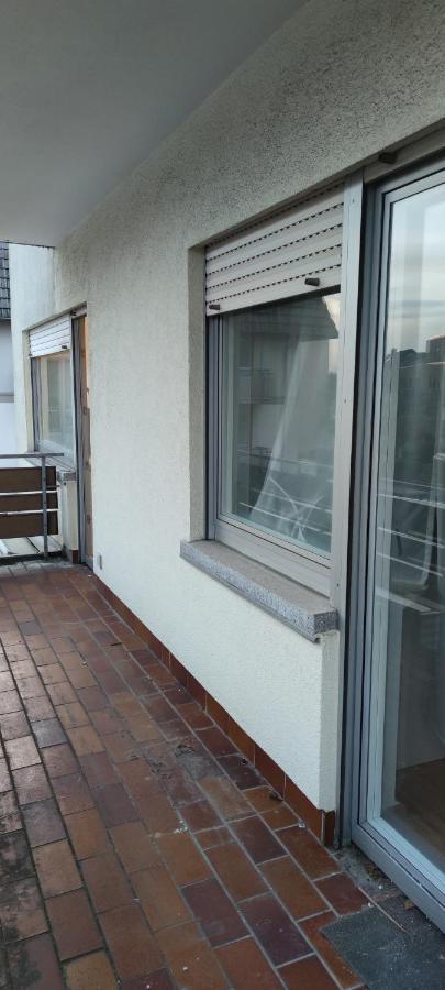 Schoene Und Optimal Gelegene Wohnung Og Weisskirchen Luaran gambar